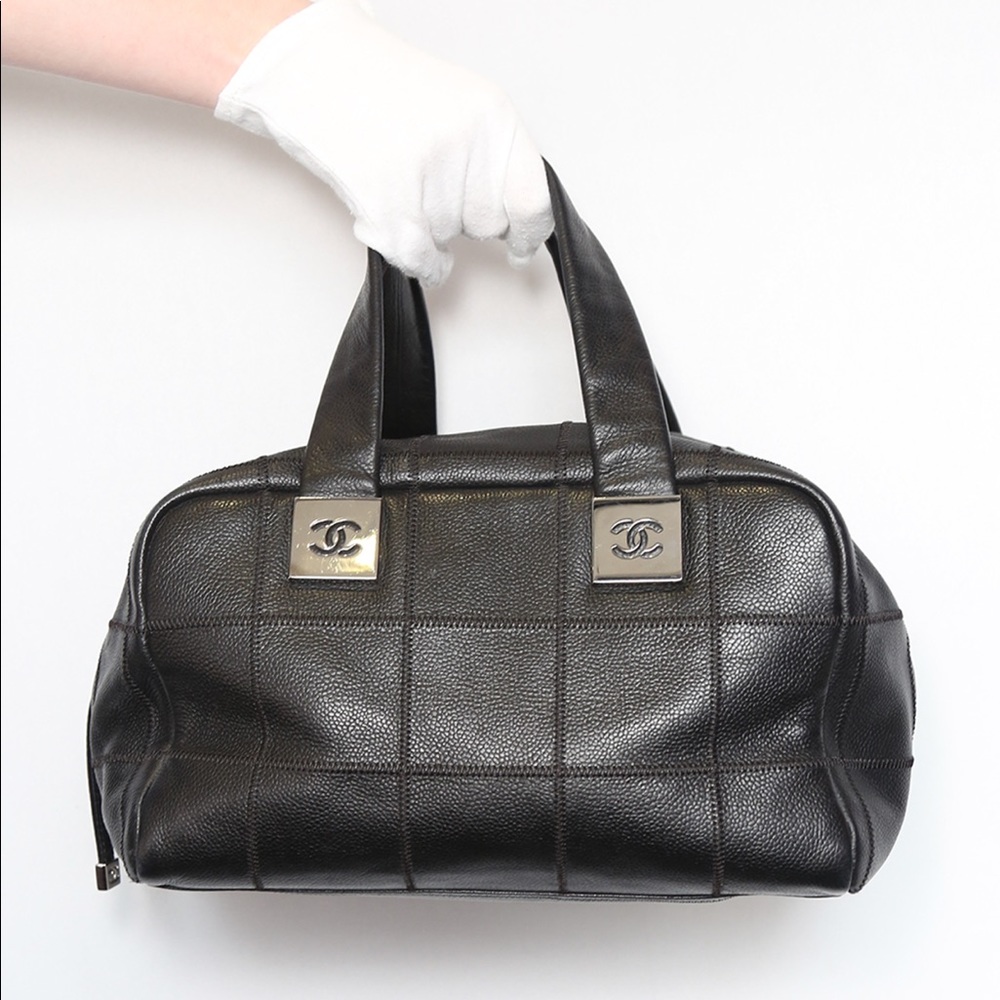 Authentic Chanel Handbag Preloved